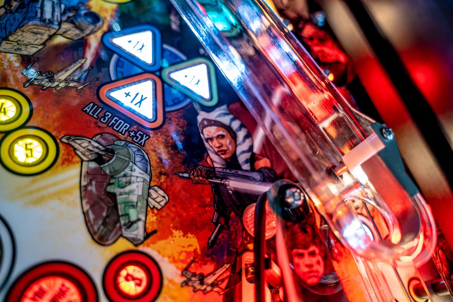 The Mandalorian Pro Pinball Machine by Stern *NEW*