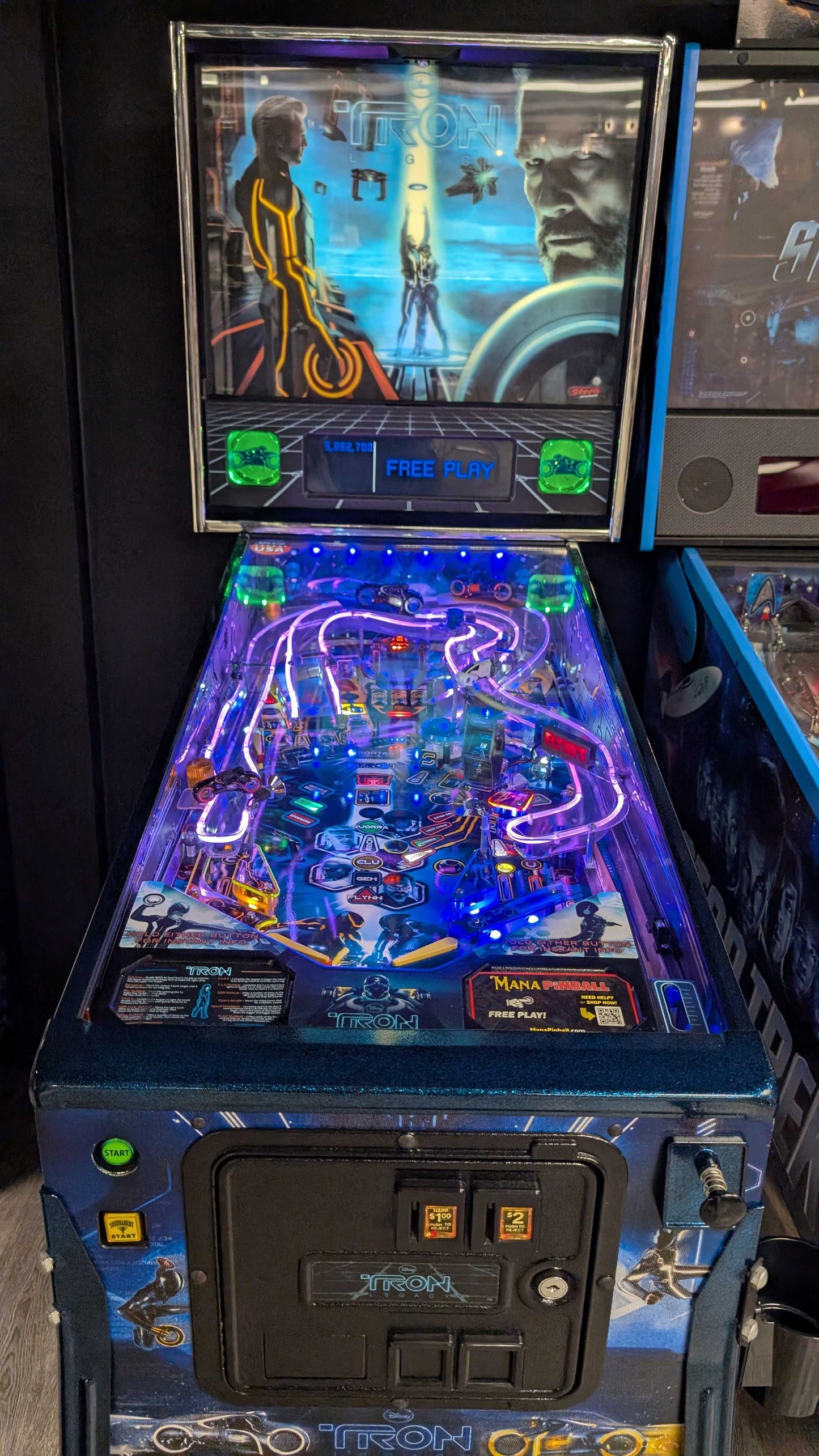 Tron Legacy Pinball Machine