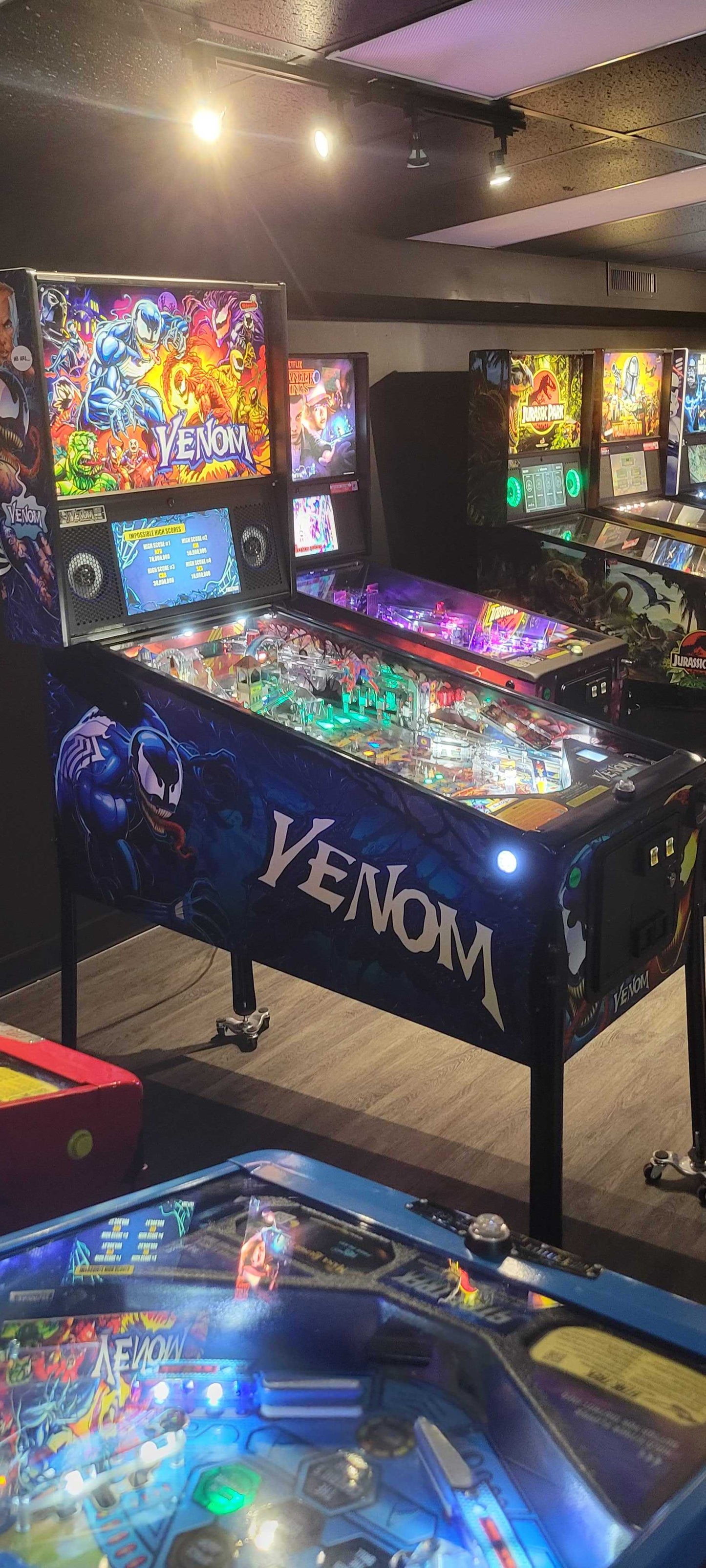 Venom Limited Edition Pinball Machine [USED - #369087][DEPOSIT]