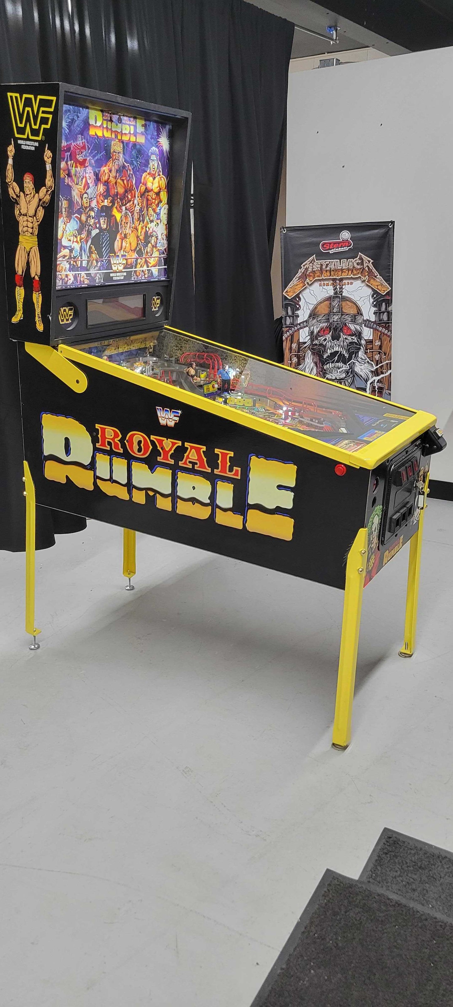 Royal Rumble Pinball Machine [DEPOSIT]