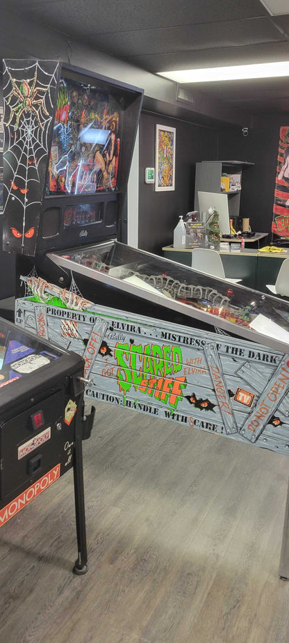 Elvira's Scared Stiff Pinball Machine [USED]