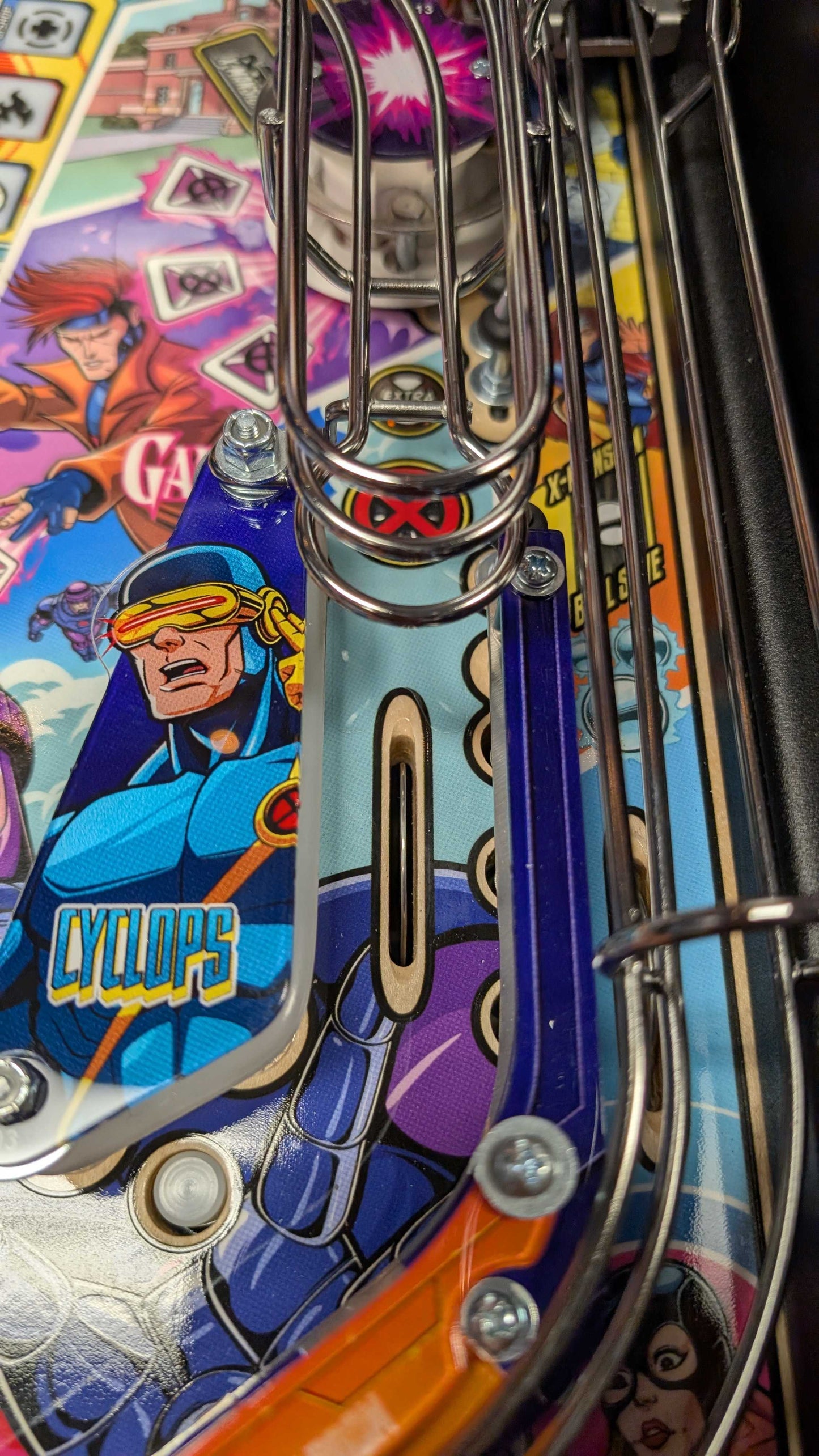 The Uncanny X-Men Pro Pinball Machine [USED - #391443]