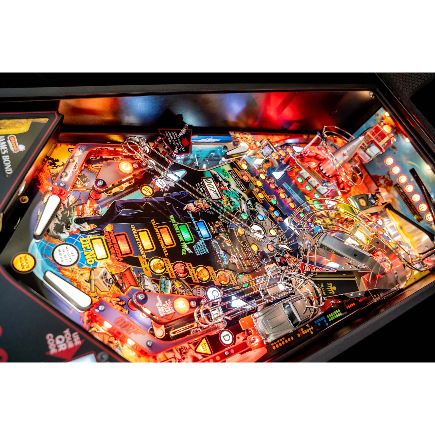 James Bond 007 Premium Pinball Machine by Stern [DEPOSIT]